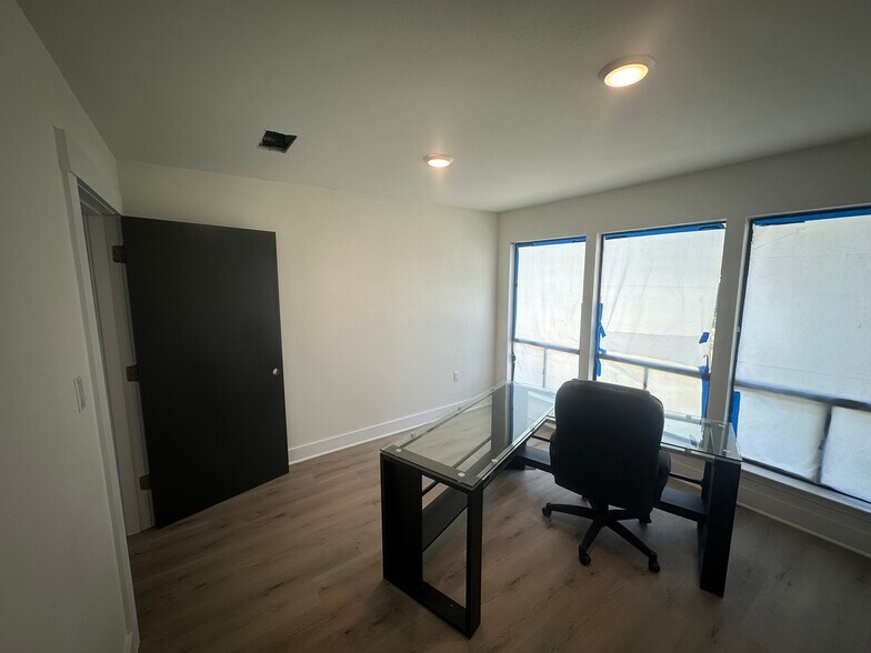 More Photos Of 6851 Palafox St, Pensacola Medical For Sale