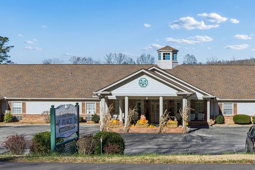 More Photos Of Main Street, Waverly Healthcare For Sale