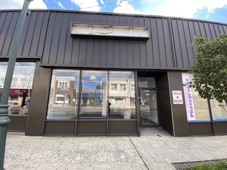 Primary Photo Of 814-850 Merrick Rd, Baldwin Storefront For Lease