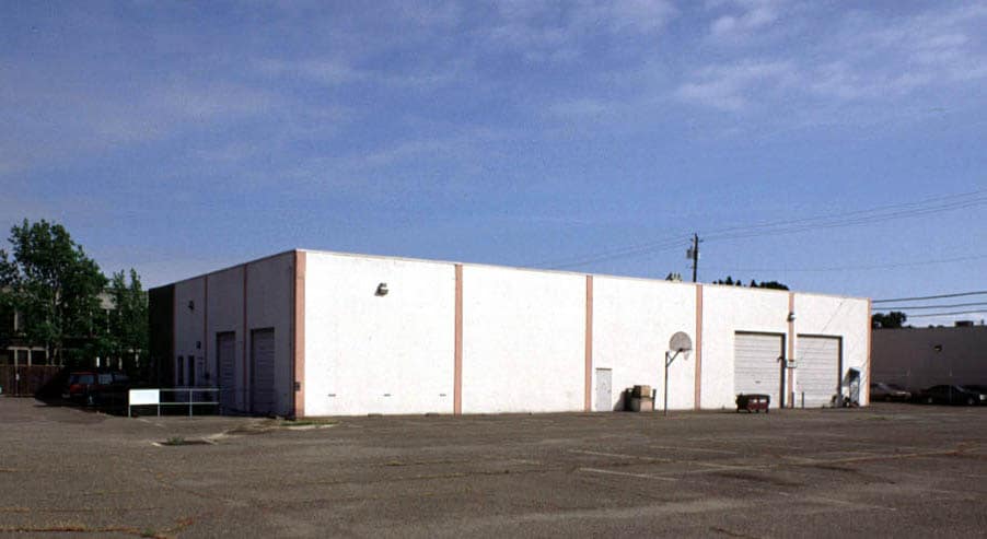 More Photos Of 477 Roland Way, Oakland Warehouse For Lease