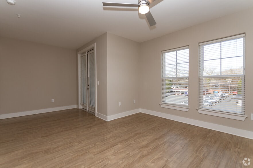 More Photos Of 222 S Main St, Mooresville Apartments For Lease