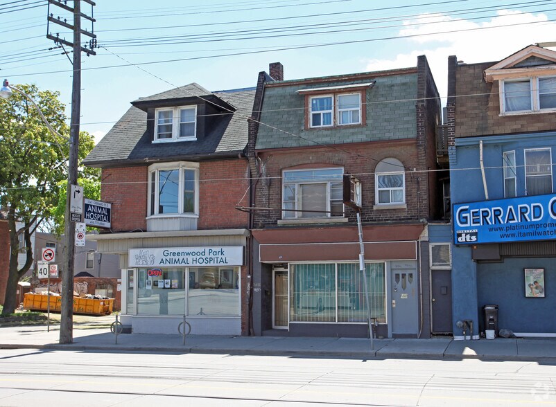 More Photos Of 1039 Gerrard St, Toronto Storefront Retail Residential For Lease