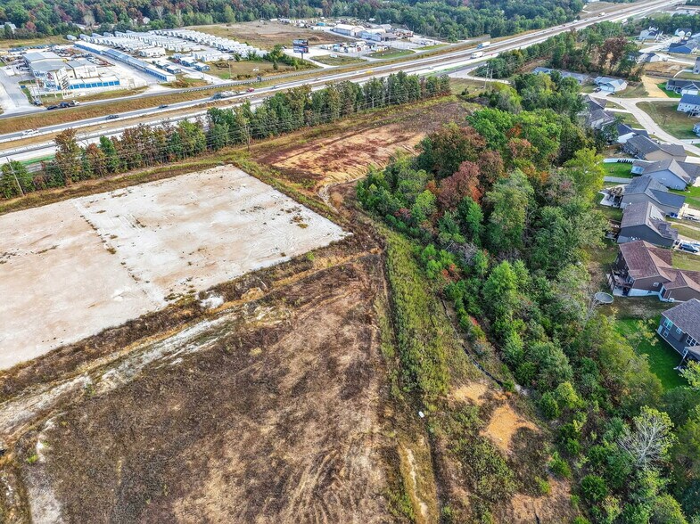 More Photos Of 1700 E Veterans Memorial Pky, Truesdale Land For Sale