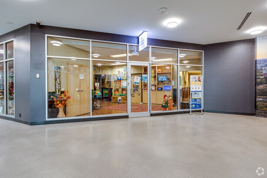 Photo of 9th Floor Ste 920