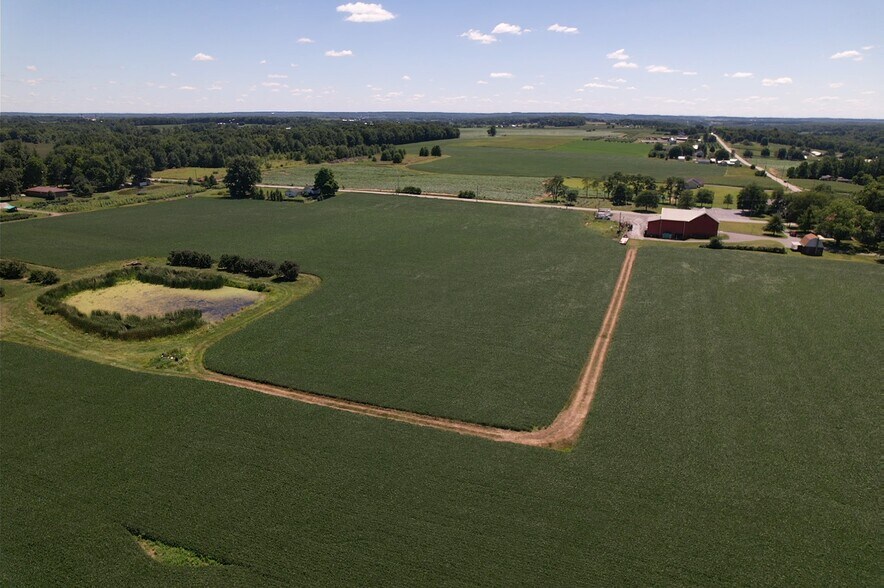 More Photos Of 5984 W South Range Rd, Salem Service For Sale