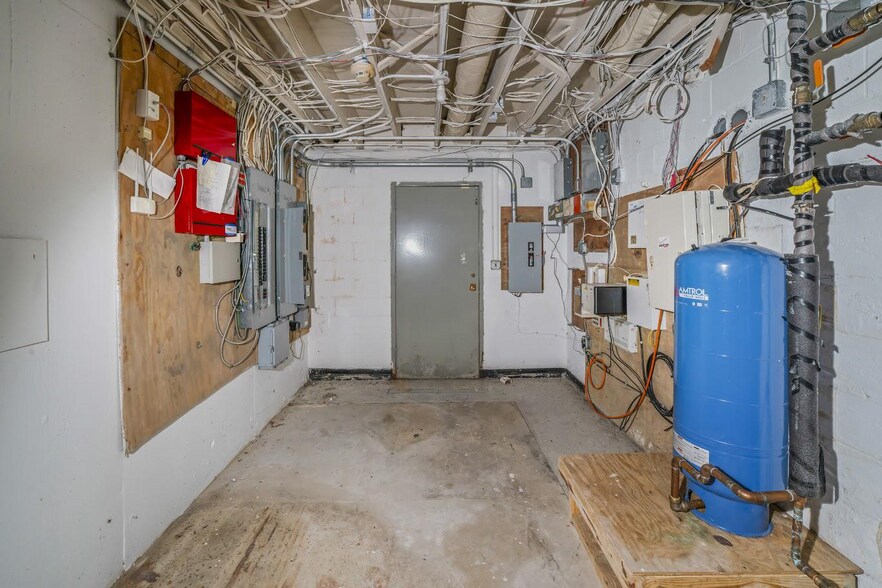 More Photos Of 614 Union Rd, Vineland Office For Sale