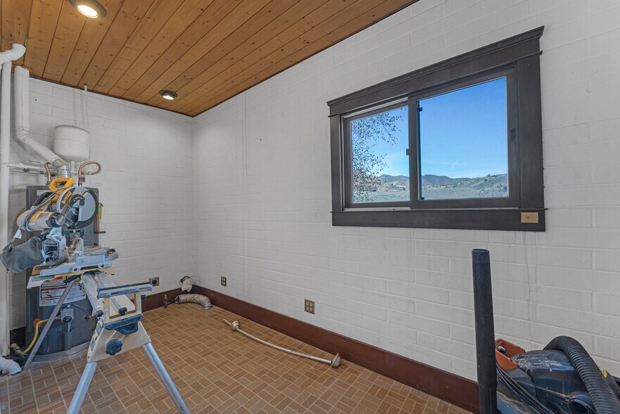More Photos Of 222 First Ave, Jerome Multifamily For Sale