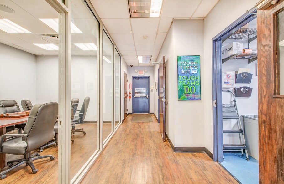 More Photos Of 592-594 N 2nd St, Memphis Freestanding For Sale