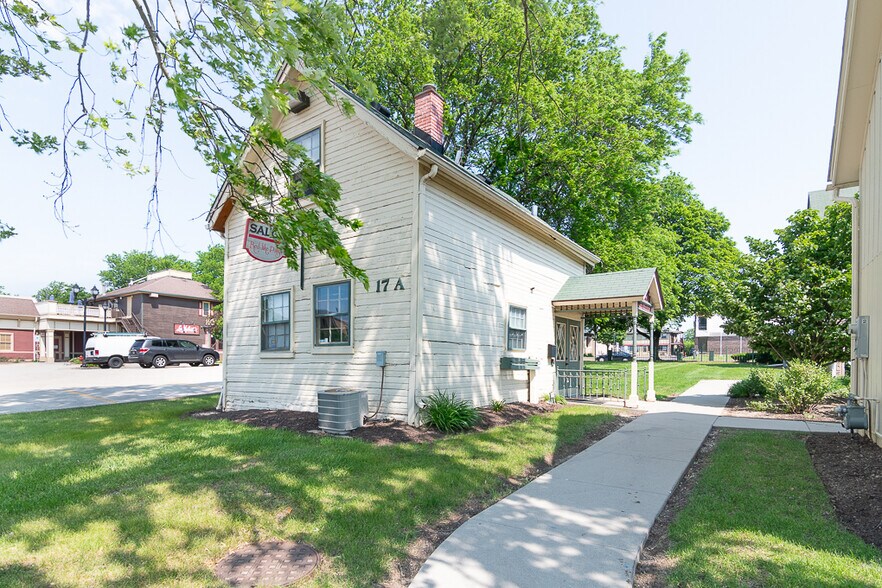 More Photos Of , Schaumburg Office For Sale