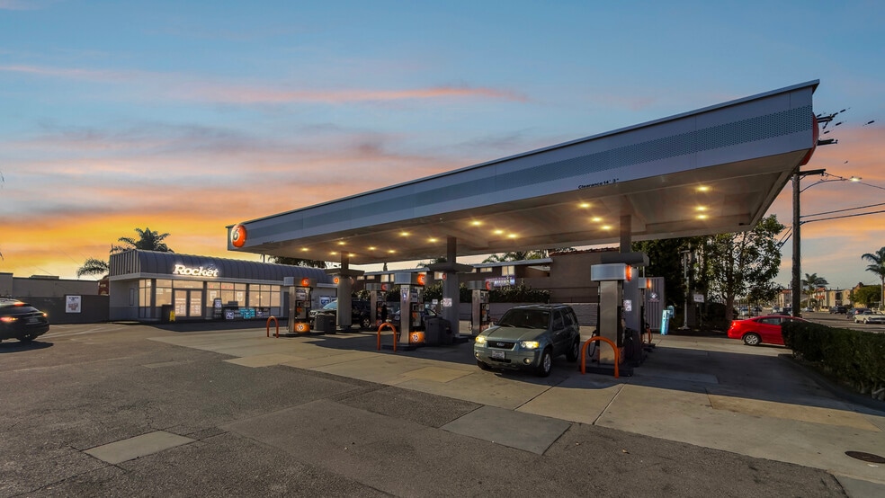 More Photos Of ,  General Retail For Sale