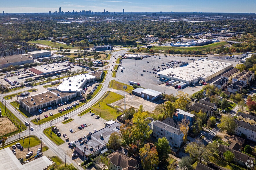 More Photos Of 1400 W 20th St, Houston Warehouse For Lease