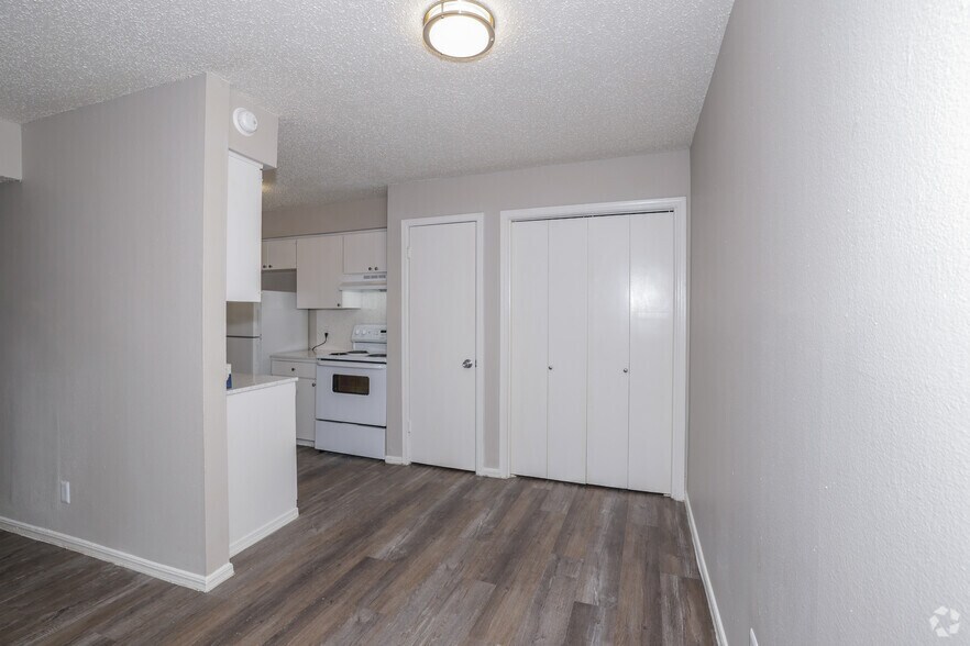 More Photos Of 1713 S Memorial Dr, Tulsa Apartments For Sale