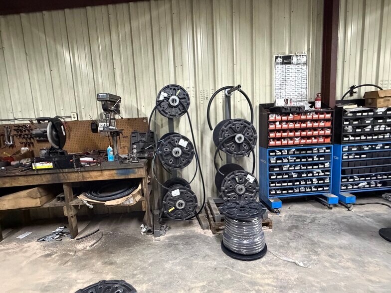 More Photos Of 601 W Lacy St, Palestine General Retail For Sale