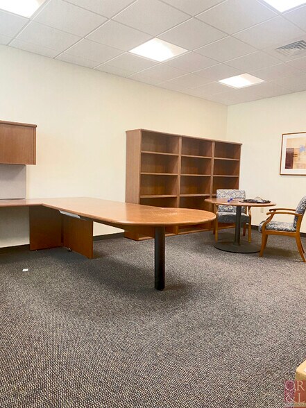 More Photos Of 389 John Downey Dr, New Britain Light Manufacturing For Sale