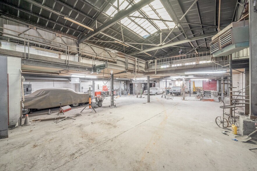 More Photos Of 138 Oakley Ave, White Plains Auto Repair For Sale