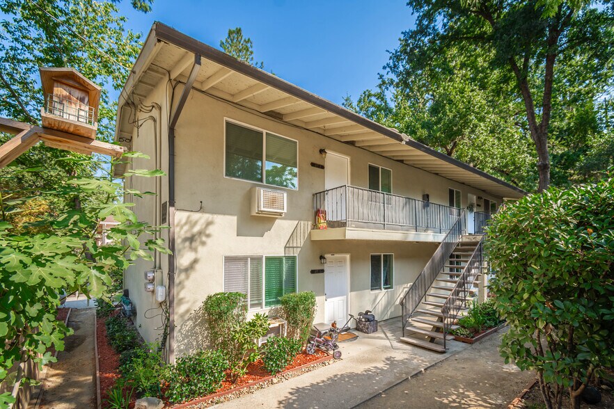 More Photos Of 3237 Francis Ave, Placerville Apartments For Sale