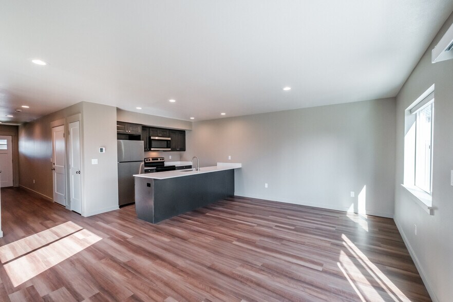 More Photos Of 2656 S Main Rd, Lebanon Apartments For Sale