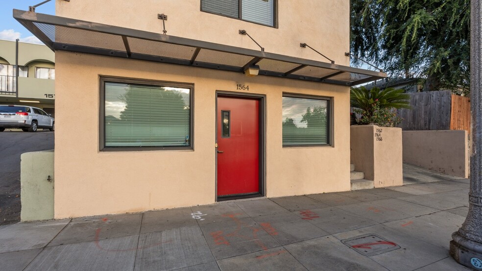 Primary Photo Of 1564 Fair Oaks Ave, Pasadena Freestanding For Lease