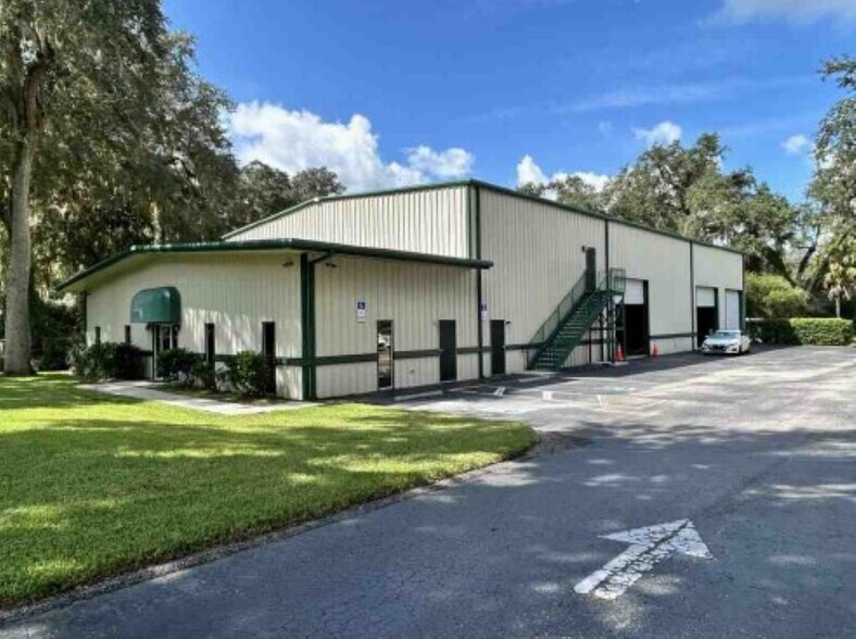 More Photos Of 14337 Annutalaga Ave, Brooksville Warehouse For Sale