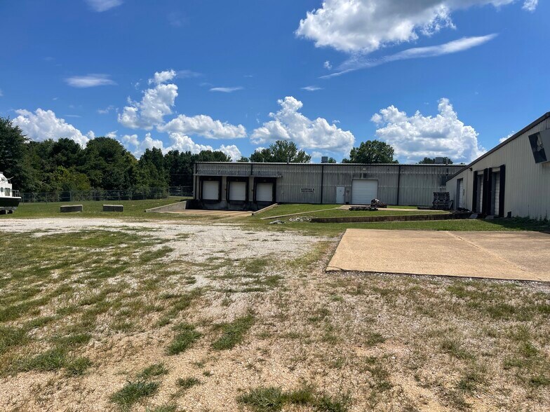 More Photos Of 225 Industrial Rd, Savannah Manufacturing For Sale