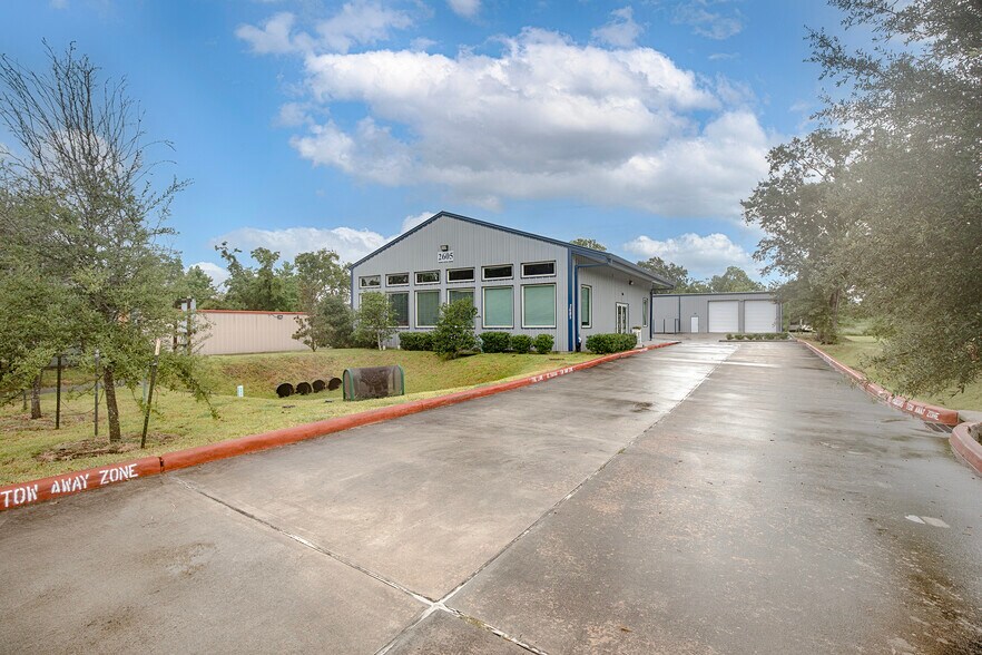 Primary Photo Of 2605 Columbia Memorial Pky, Kemah Office For Lease