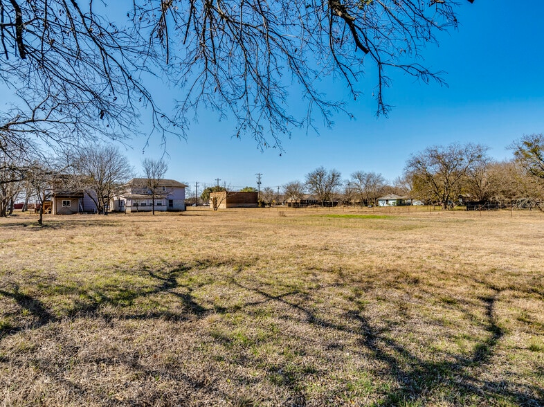 More Photos Of 804 Canyon Wren Dr, Buda Land For Sale