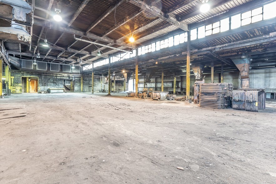 More Photos Of 283 N Main St, Fredericktown Industrial For Sale