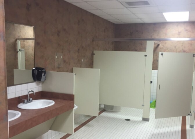 More Photos Of 3915 Western Blvd, Raleigh Freestanding For Lease