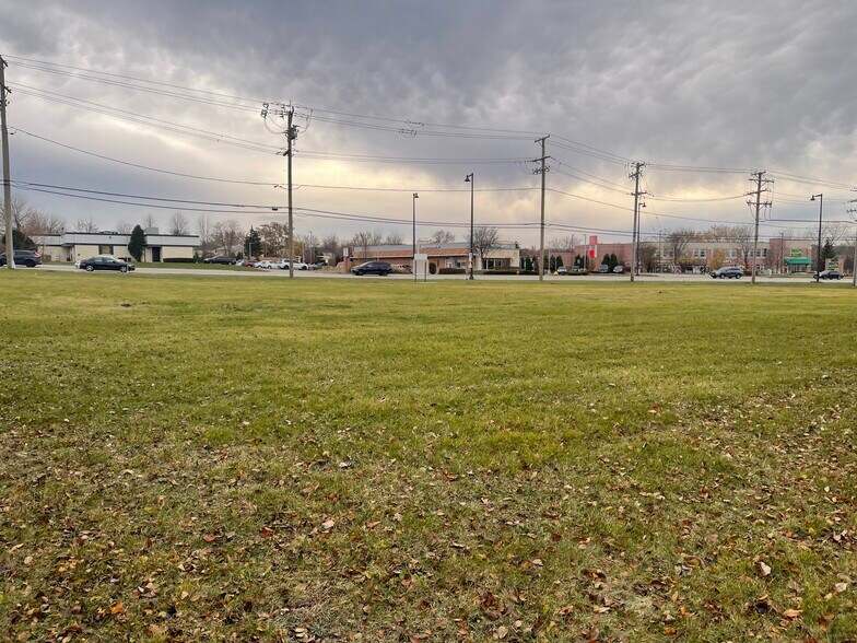 More Photos Of 1 Heritage Ln, Streamwood Land For Sale