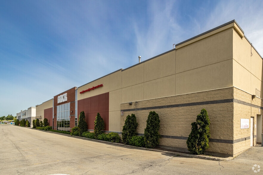 More Photos Of 6801-6821 Boul Newman, Montréal Unknown For Lease