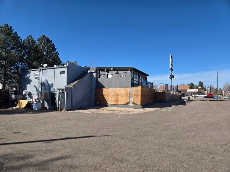 More Photos Of 11810 W Colfax Ave, Lakewood Restaurant For Sale