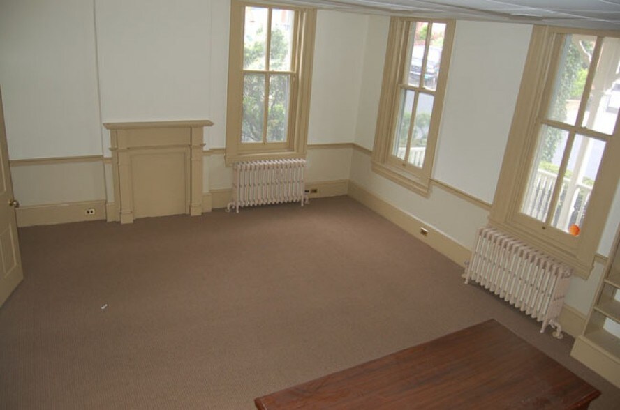 More Photos Of 111 N Broad St, Doylestown Office For Lease
