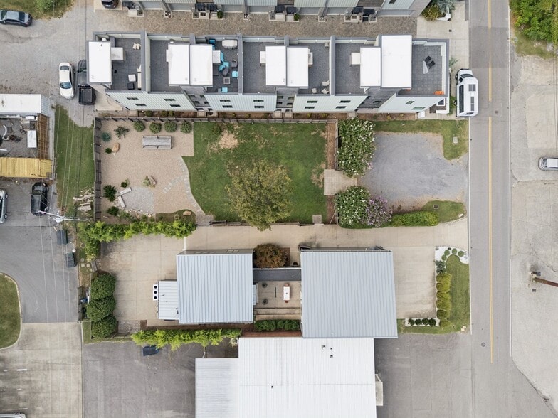 More Photos Of 2517 White Ave, Nashville Office Residential For Sale