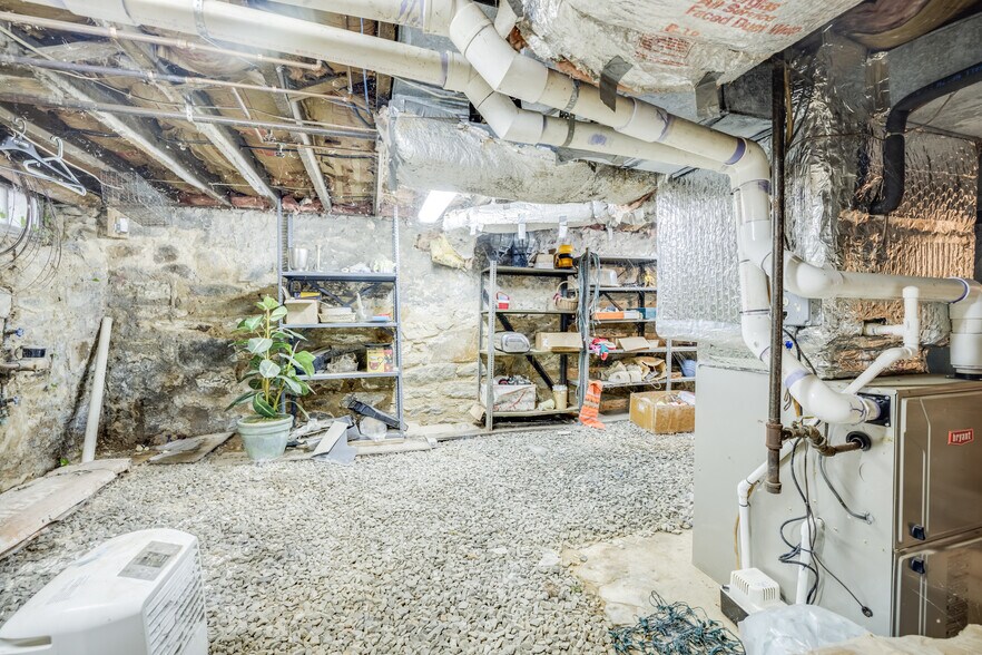 More Photos Of 913 Olney Sandy Spring Rd, Sandy Spring Office Residential For Sale