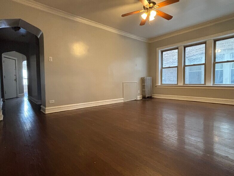 More Photos Of 9017 S Bishop St, Chicago Apartments For Sale
