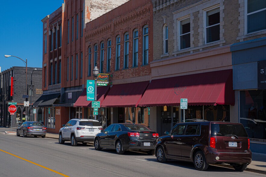 More Photos Of 406 South Ave, Springfield Storefront Retail Office For Lease