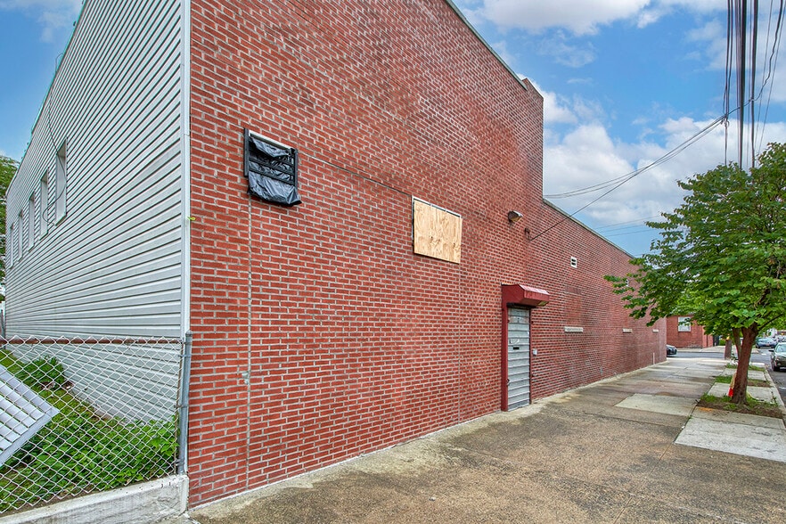 More Photos Of 3243 Ampere Ave, Bronx Lodge Meeting Hall For Sale