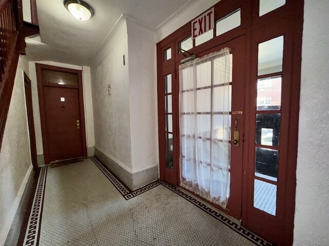 More Photos Of 3004 Cruger Ave, Bronx Apartments For Sale