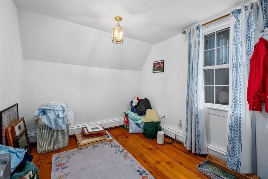 More Photos Of 53 School St, Hyannis Apartments For Sale