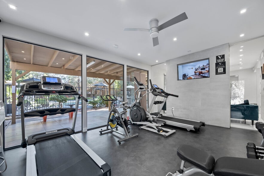 More Photos Of 6850 E Golf Links Rd, Tucson Apartments For Sale