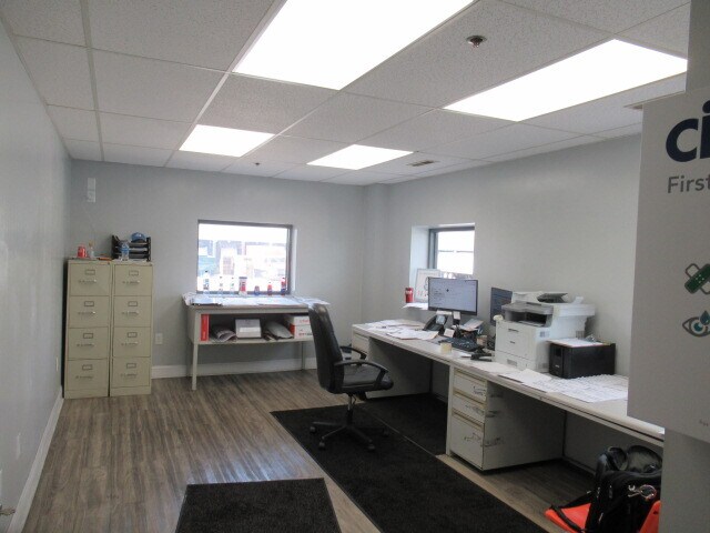 More Photos Of 142 George James Dr, Wytheville Warehouse For Lease