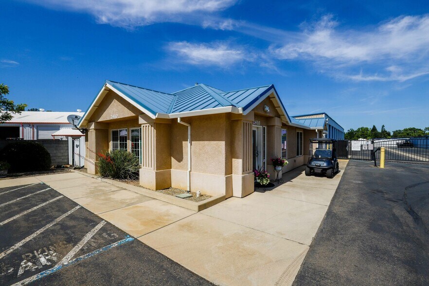More Photos Of 2410 Progress Rd, Redding Self Storage For Sale