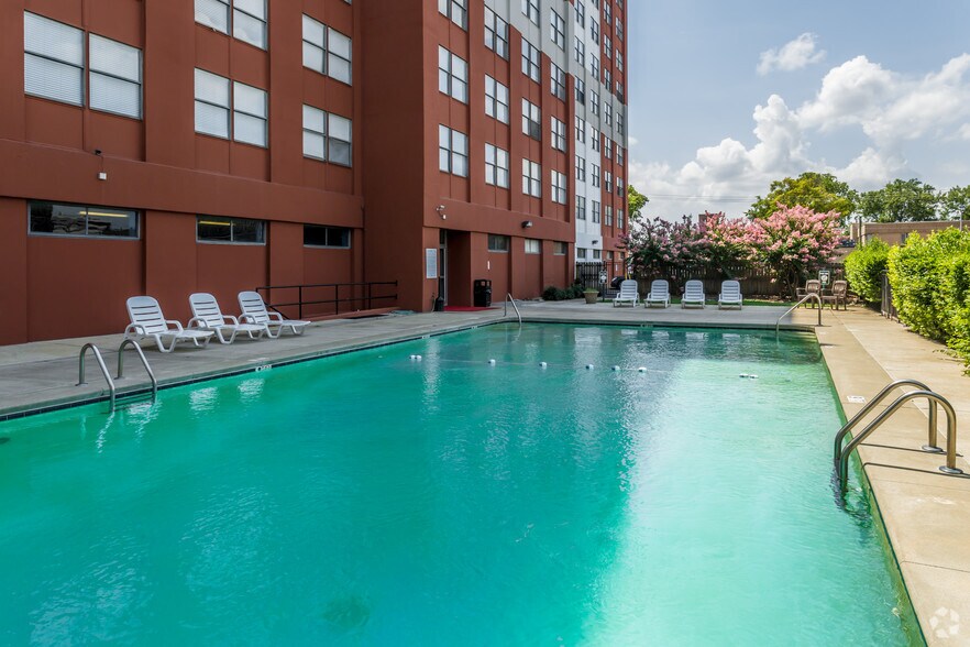 More Photos Of 57 N Somerville St, Memphis Apartments For Sale