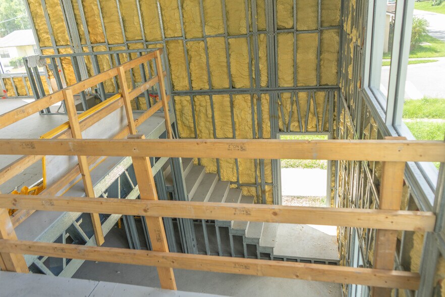 More Photos Of 907 Person St, Kissimmee Medical For Sale