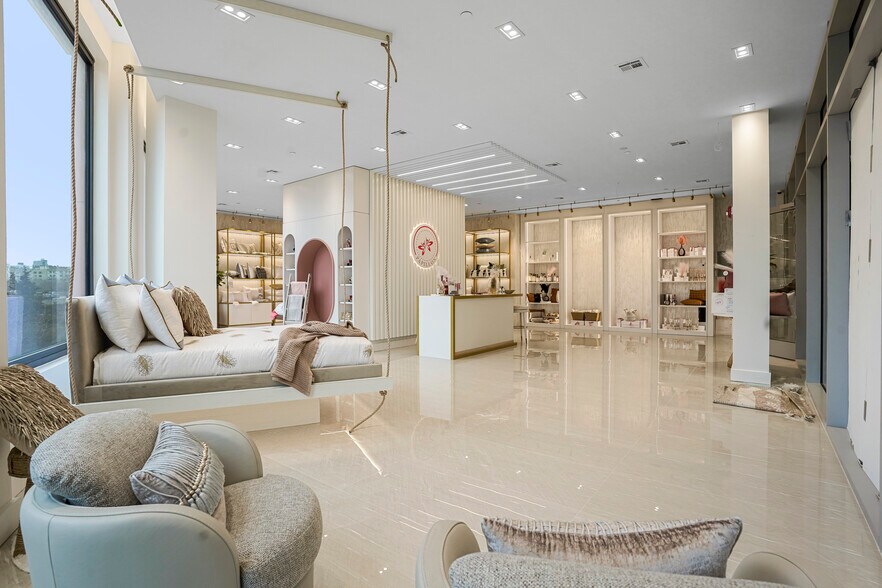 More Photos Of 347 Flushing Ave, Brooklyn Office For Lease