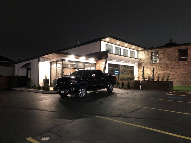 More Photos Of 206 N Main St, Wheaton Storefront Retail Office For Sale