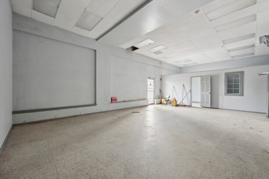 More Photos Of 3410 Concord Rd, Beaumont Storefront For Sale