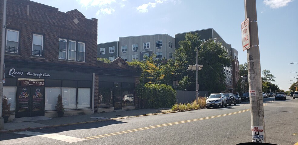 More Photos Of 758 Ocean Ave, Jersey City Storefront Retail Residential For Sale