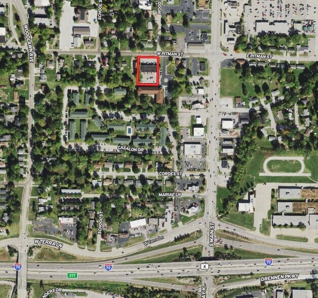 More Photos Of 204 W Pitman St, O'Fallon Office For Lease