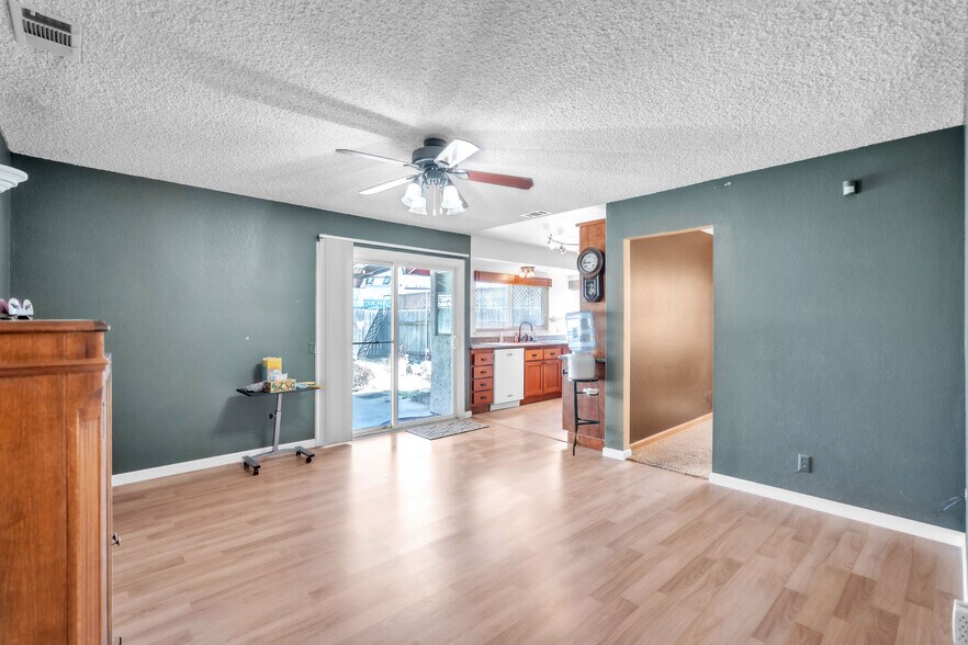 More Photos Of 7028 26th St, Rio Linda Industrial For Sale